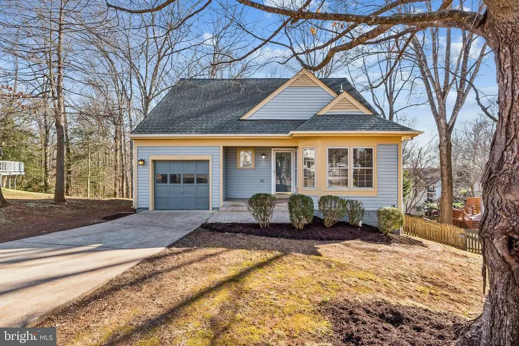 15056 Silver Leaf Ct, DUMFRIES