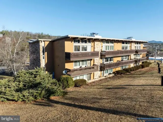 1814-#327 Fairway #327, Basye