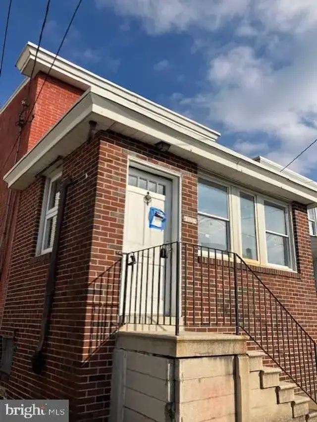 2409 W 2nd St, Wilmington