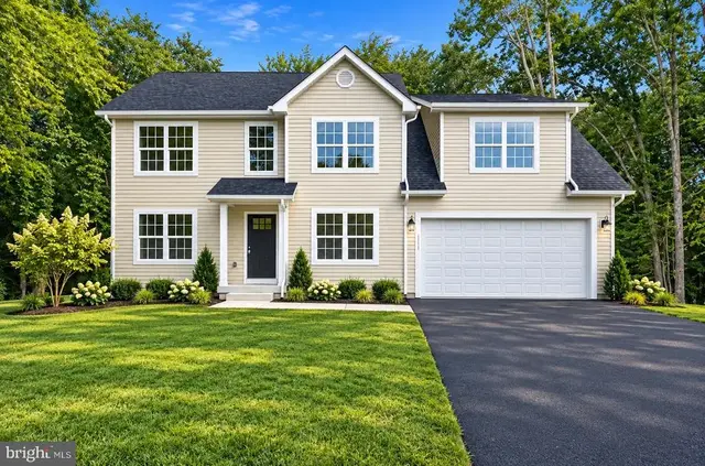1275 Lochmeath Way, Dover