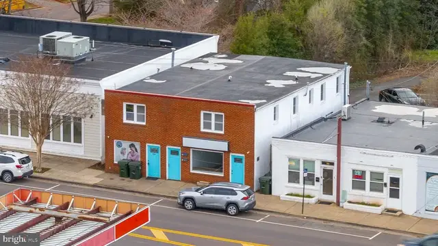 1012 S Main St, Culpeper