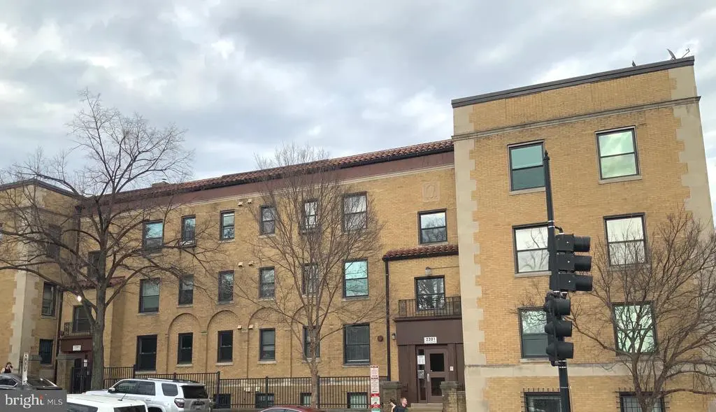 2201 15th St Nw #303, WASHINGTON