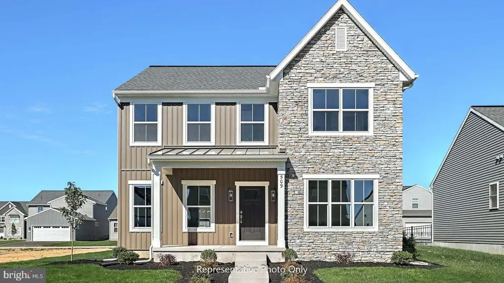 2420 Hawthorne Dr, Harrisburg