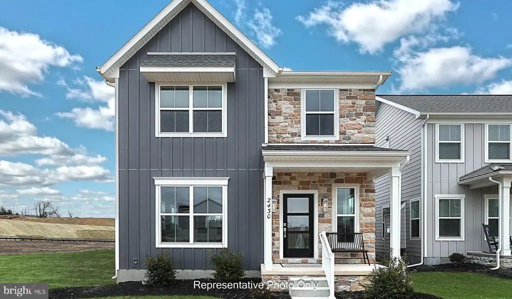 2422 Hawthorne Dr, Harrisburg