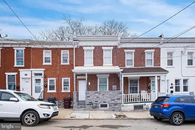 232-1/2 N Harrison St, Wilmington