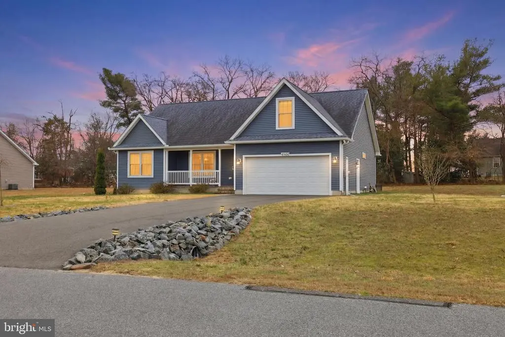 9906 Southpointe Xing, SEAFORD