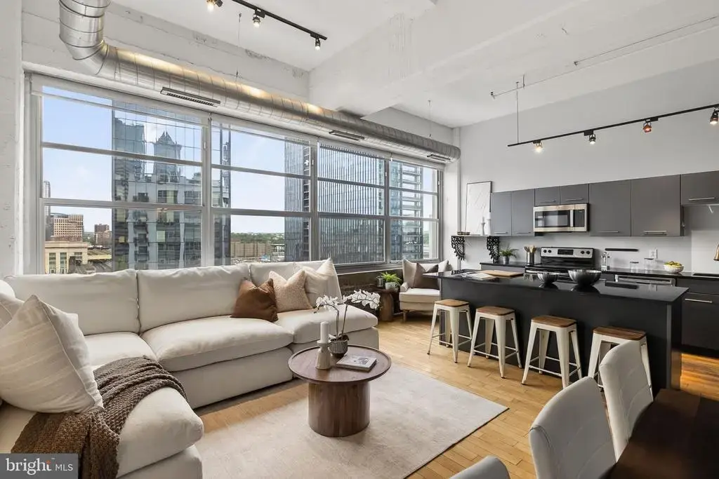2200-28 Arch St #913, PHILADELPHIA