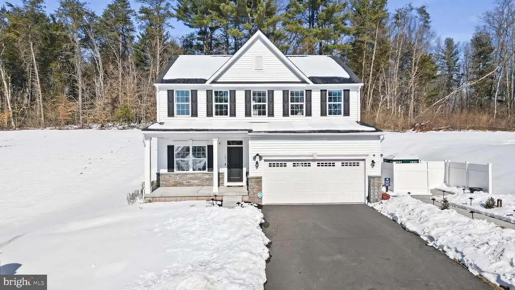 141 Dithridge Dr, BIRDSBORO