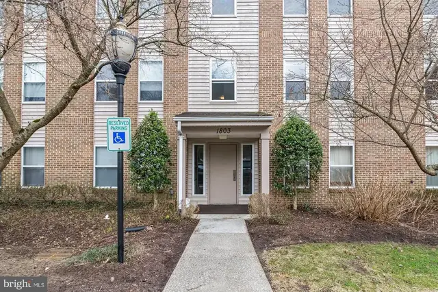 1803 Snow Meadow Ln #202, Baltimore