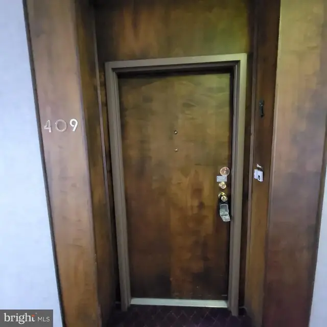 6711 Park Heights Ave #409, Baltimore