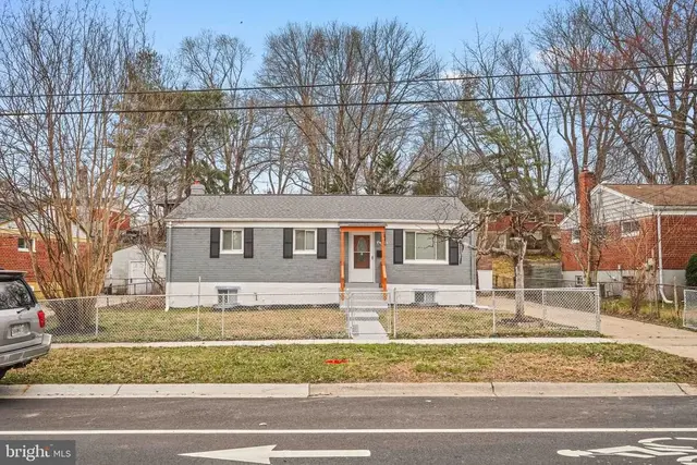 4718 Boiling Brook Pkwy, Rockville