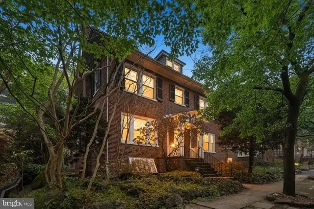 3953 Cloverhill Rd, Baltimore