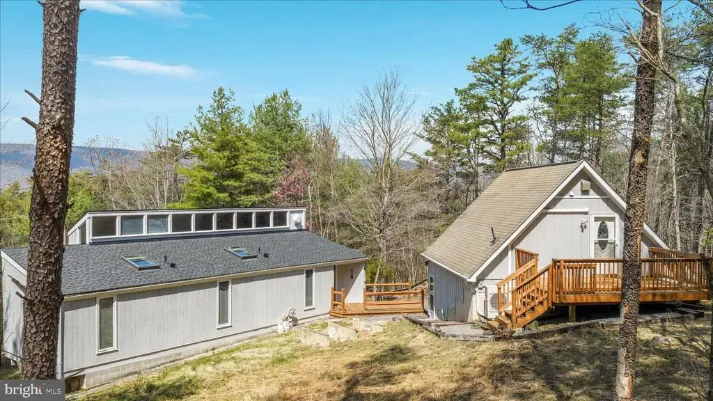 38 Strudel Ct, BASYE