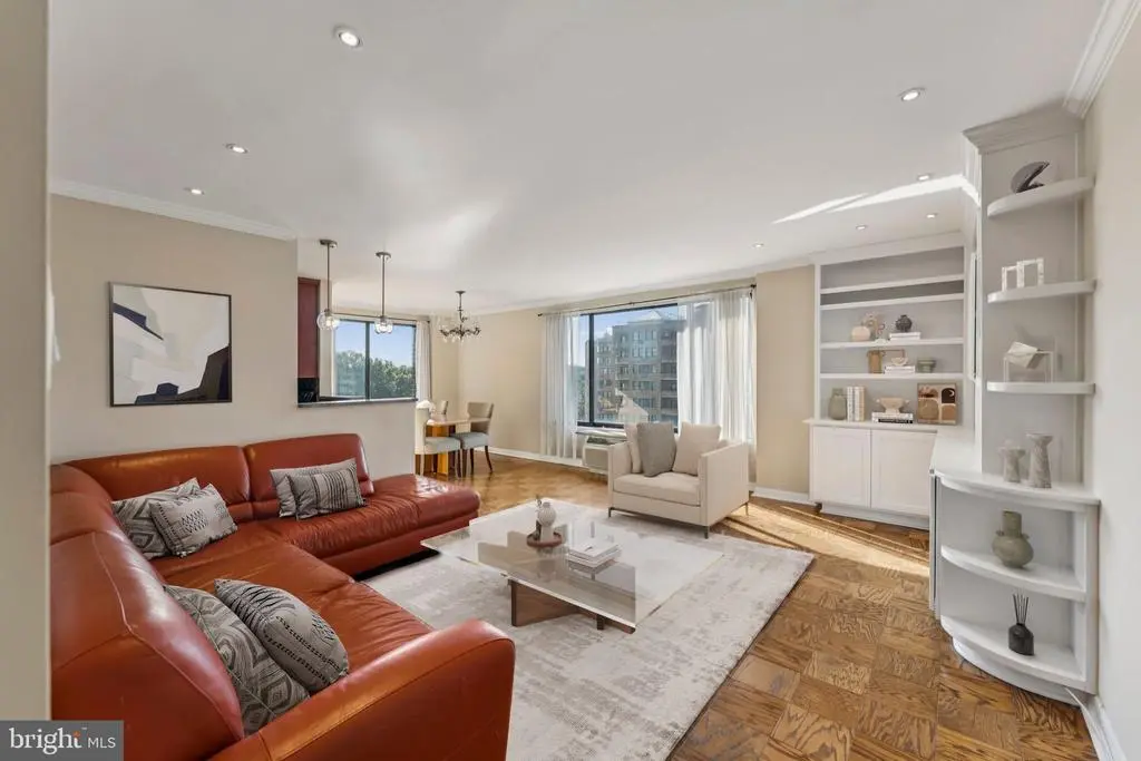 2501 Calvert St Nw #701, WASHINGTON