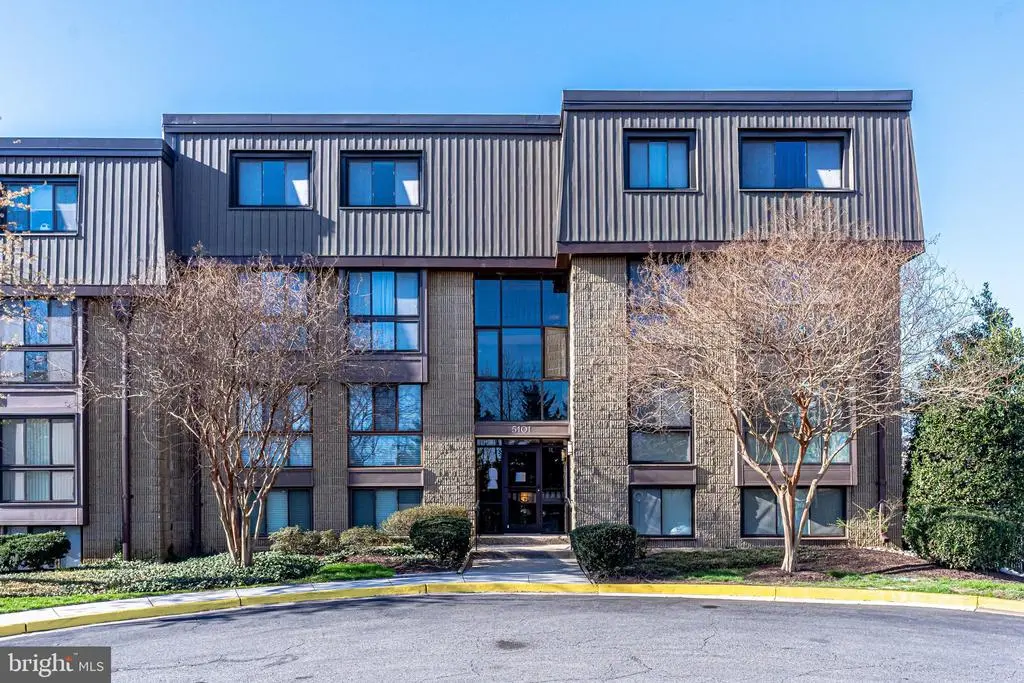 5101 Maris Ave #301, ALEXANDRIA