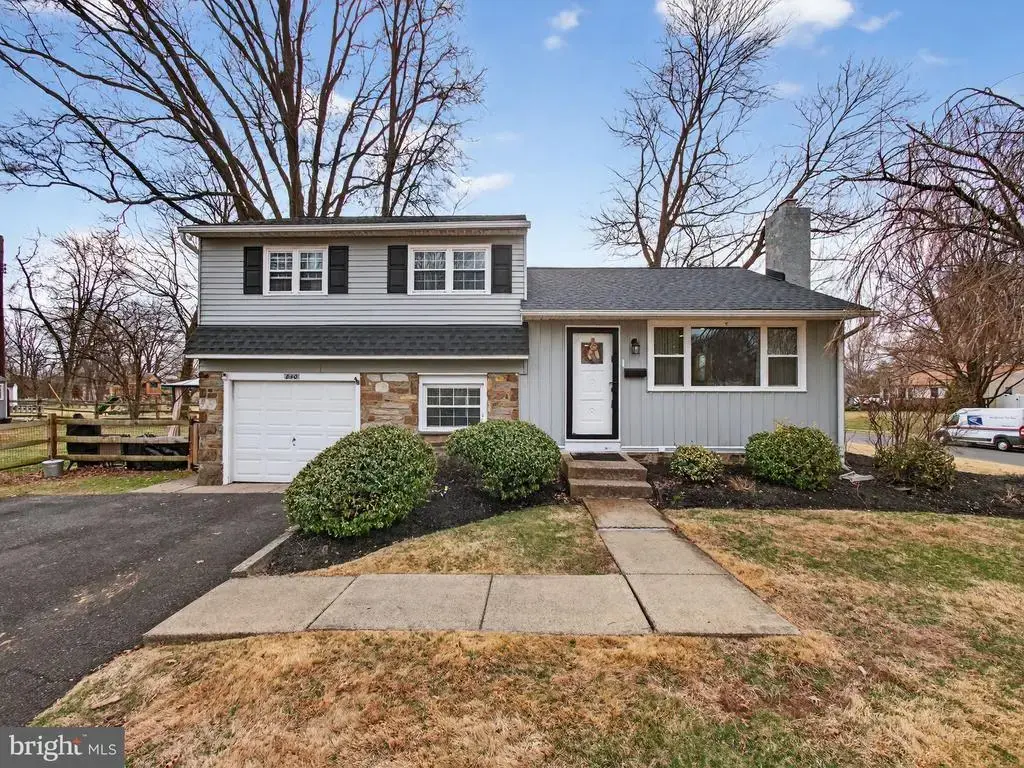 840 Walnut Rd, WARMINSTER