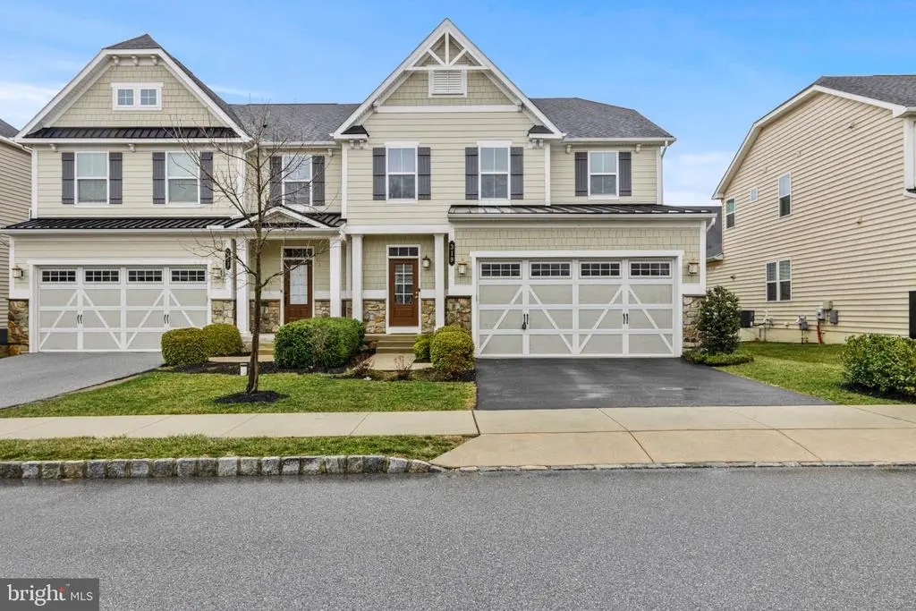 319 Quarry Point Rd, MALVERN