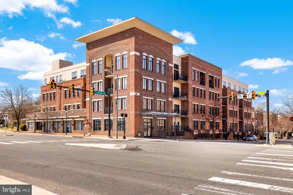 181 Reed Ave E #110, ALEXANDRIA