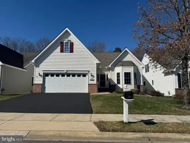 55 Devalinder Dr, Newark
