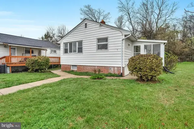 6 Bright Cir, Gwynn Oak