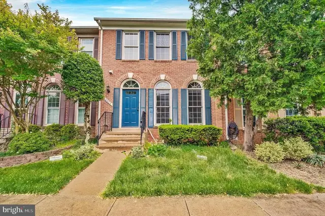 6274 Walkers Croft Way, Alexandria