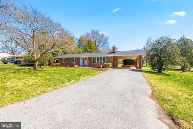 8966 Chapel Ave, Ellicott City