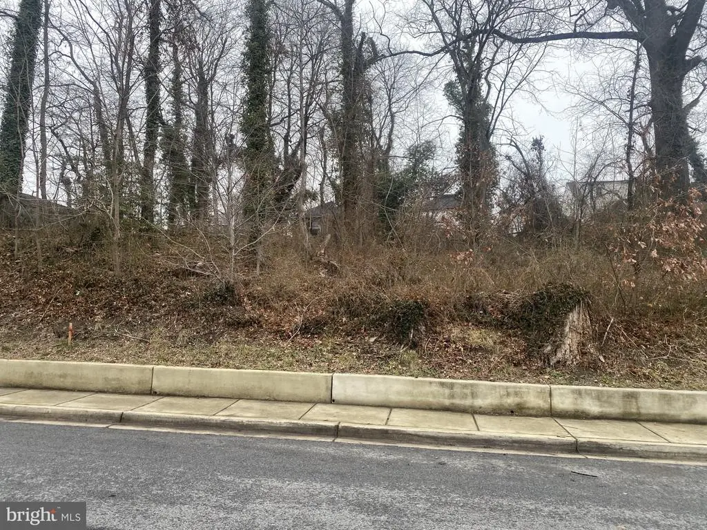 422 Nova Ave, Capitol Heights