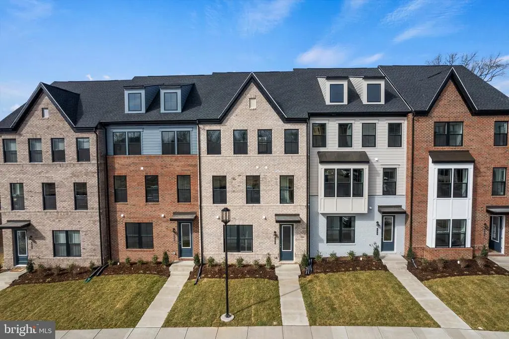 3000 Early Harvest Ave, Upper Marlboro