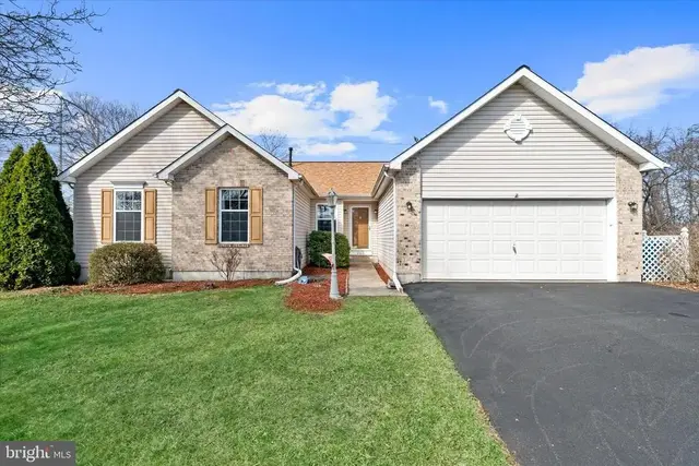203 N Barrington Ct, Newark