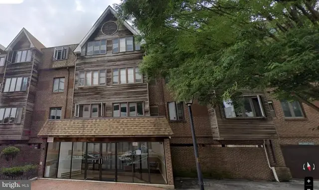1025 N Madison St #309, Wilmington