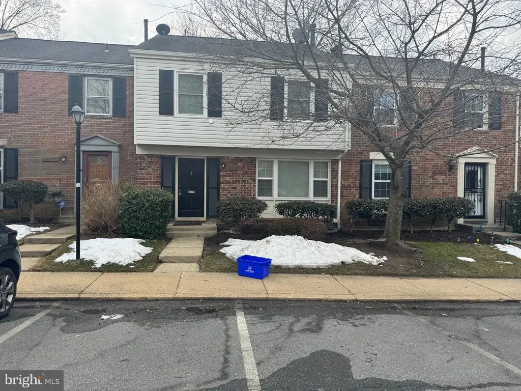 10829 Bucknell Dr #33, Silver Spring