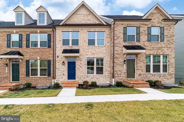 11003 Resort Rd, Ellicott City