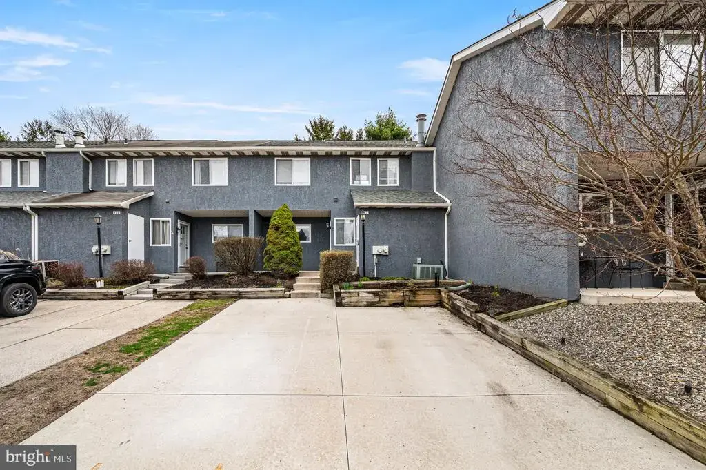 133 Moyer Dr, DUBLIN