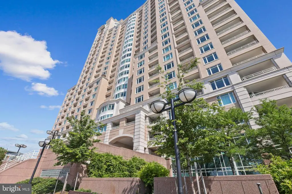 100 Harborview Dr #1801, Baltimore