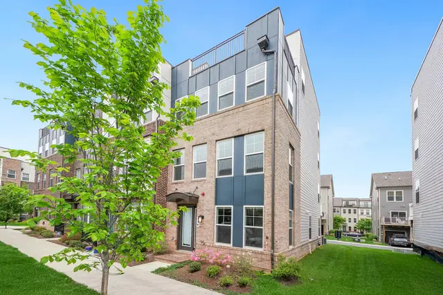 114 Dickenson Dr, Gaithersburg