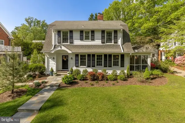 107 Grafton St, Chevy Chase