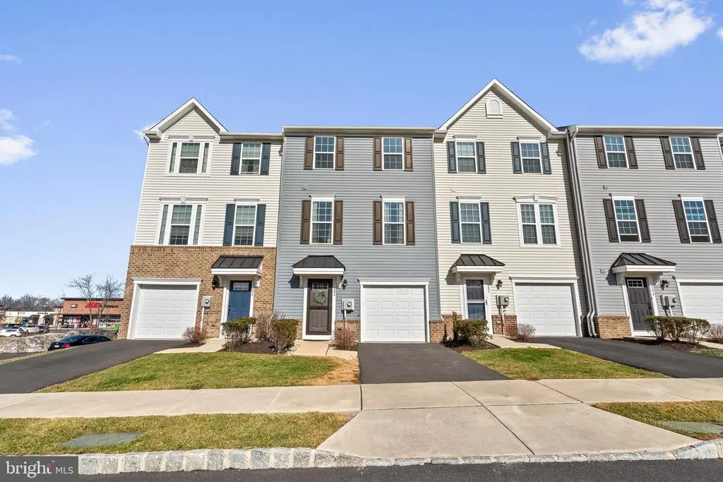 Photo of Listing #PABU2116014