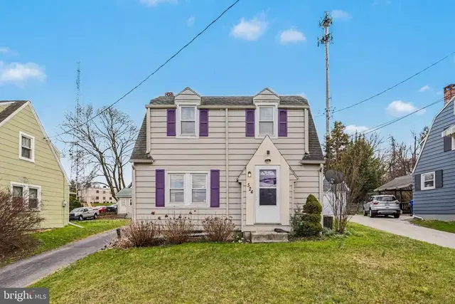 524 Hillcrest Rd, York