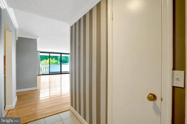 6101 Edsall Rd #302, Alexandria