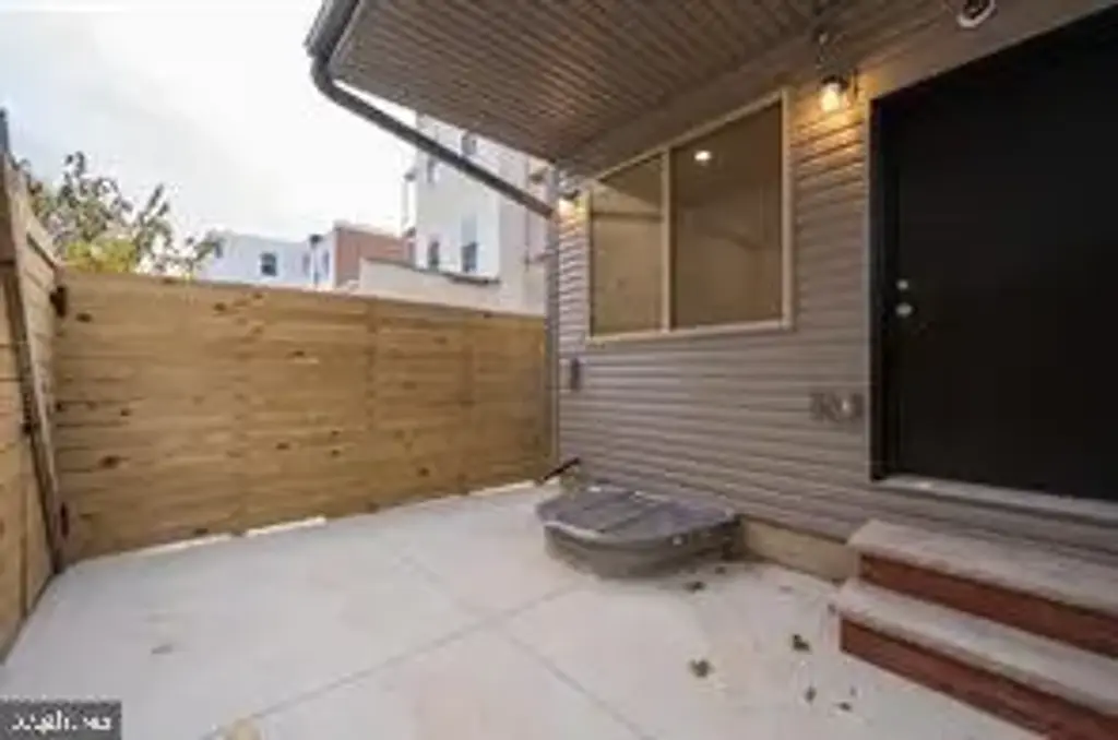 727 N 39th St #1, PHILADELPHIA