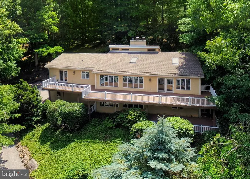 3300 Sawmill Rd, NEWTOWN SQUARE