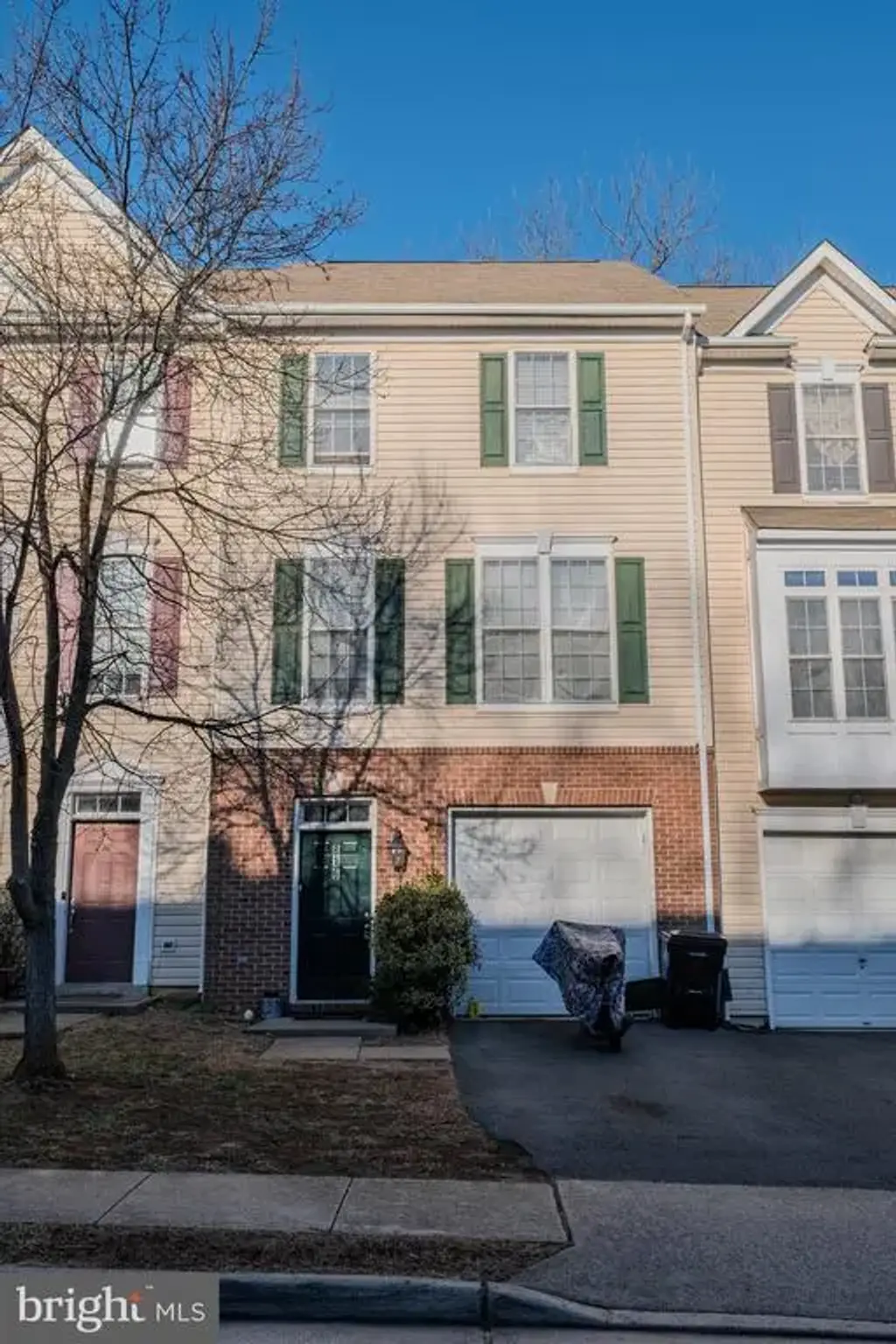 816 Fairview Village Ct, CULPEPER
