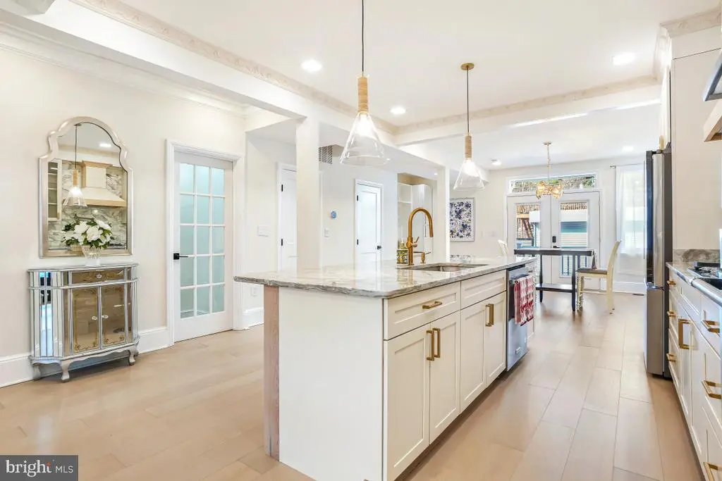 4420 15th St Nw, WASHINGTON