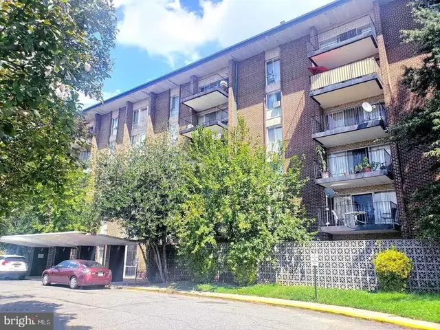 6011 Emerson St #414, Bladensburg