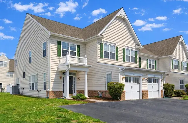 212 W Bourne Way, Millsboro