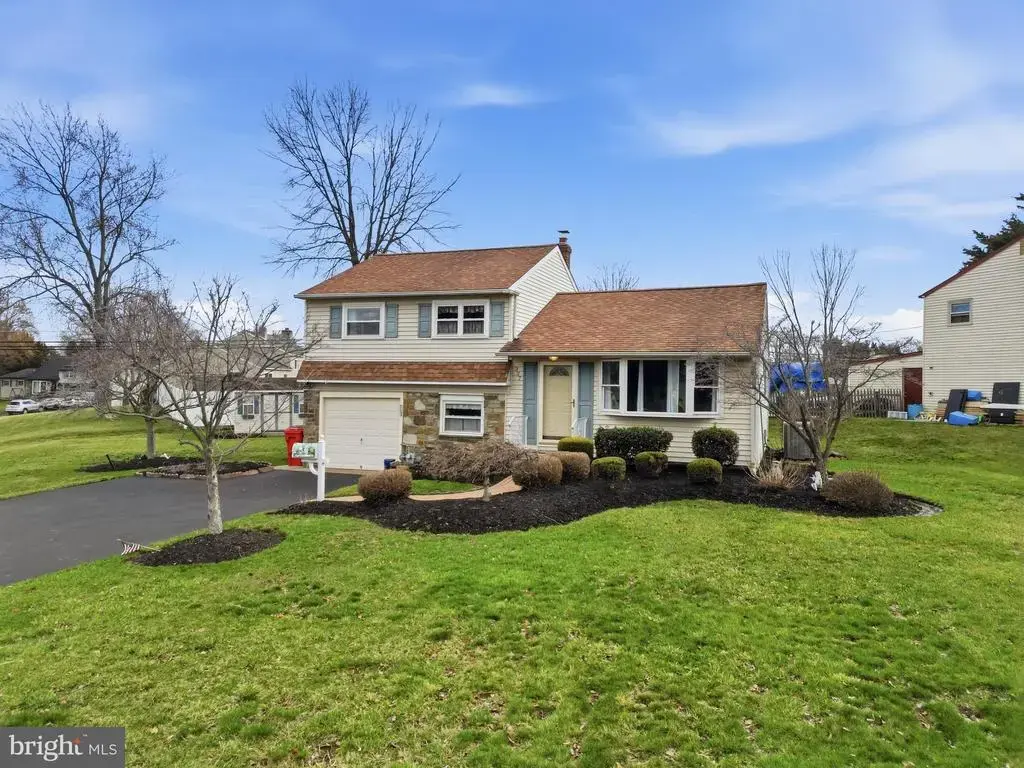 327 S Norristown Rd, WARMINSTER