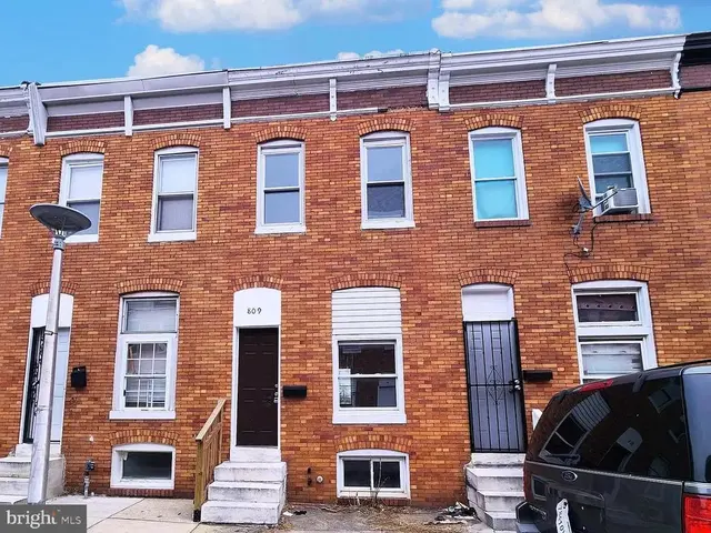 809 N Curley St, Baltimore