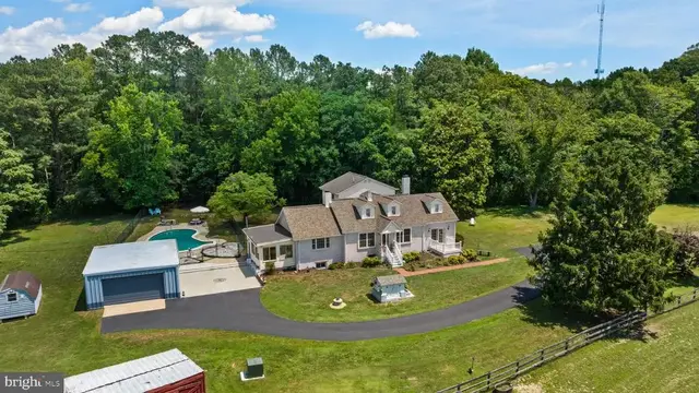 104 Rabbit Rd, Fredericksburg