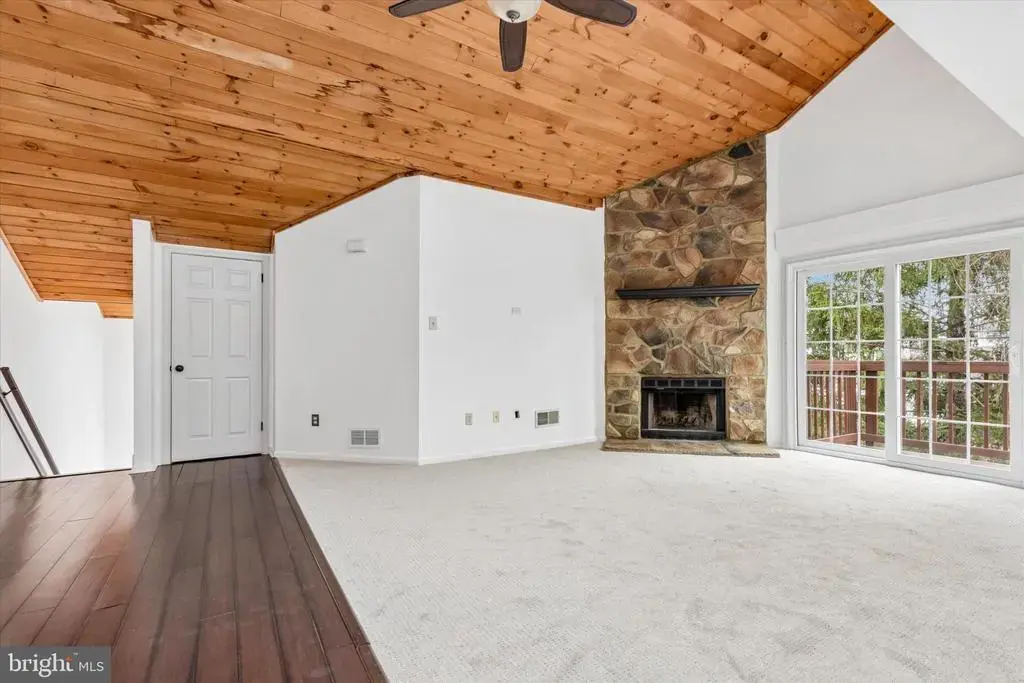 108 Christopher Pl #108, CHALFONT
