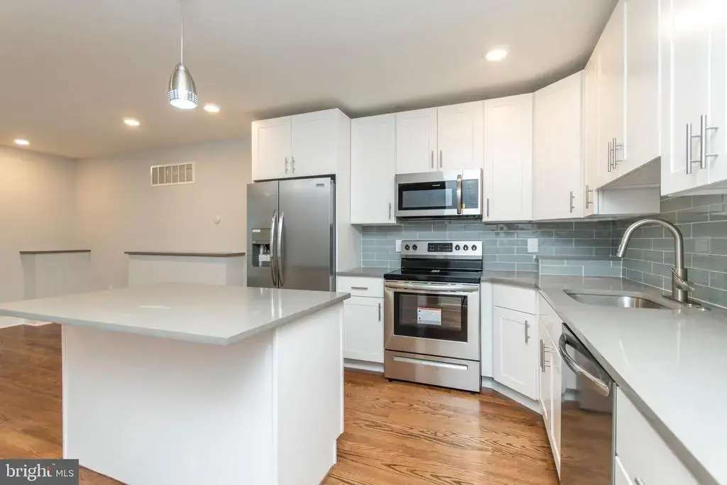 812 N Uber St #2, PHILADELPHIA